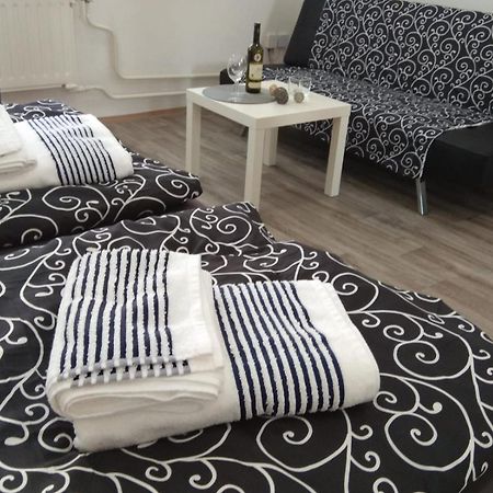 Apartmany U Splavu Veseli nad Moravou Ngoại thất bức ảnh