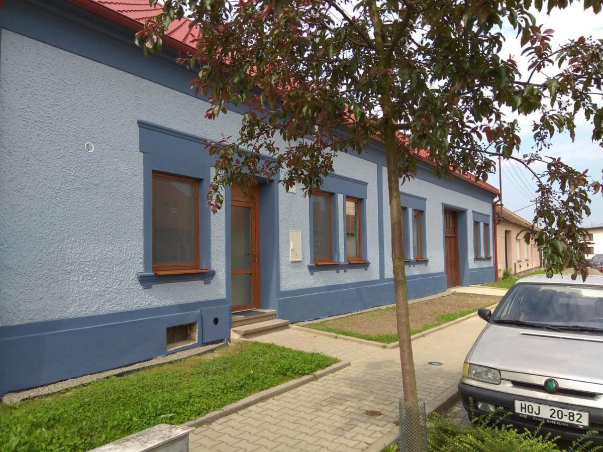 Apartmany U Splavu Veseli nad Moravou Ngoại thất bức ảnh
