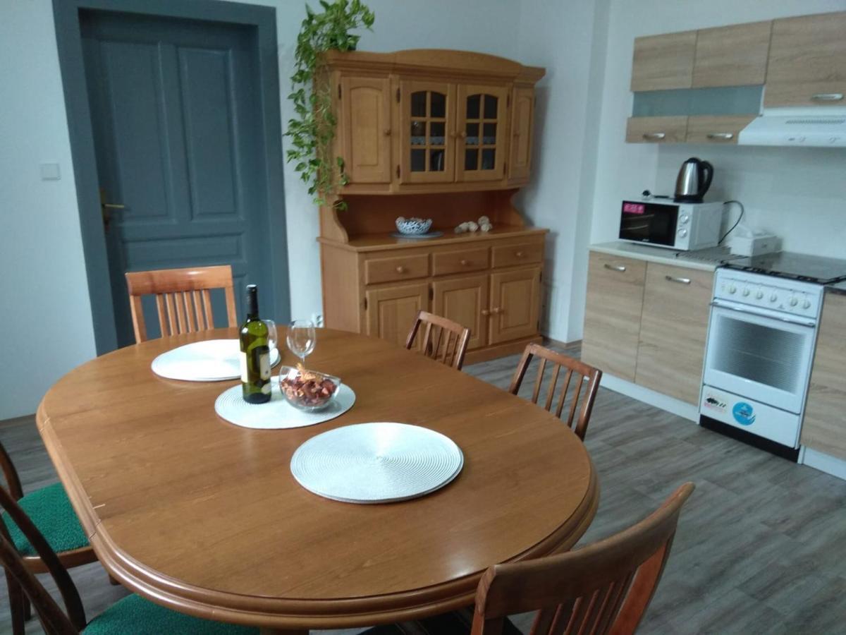 Apartmany U Splavu Veseli nad Moravou Ngoại thất bức ảnh